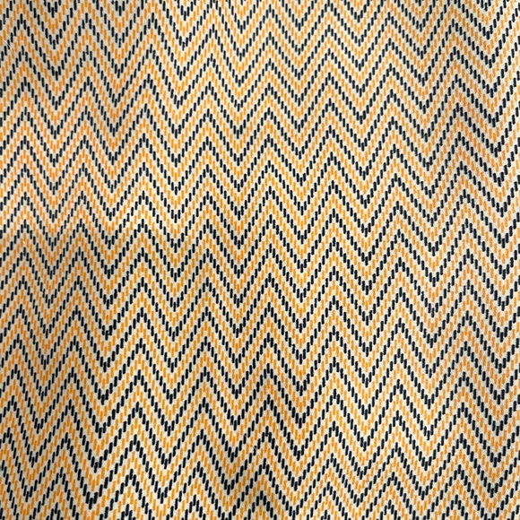 Chevron Patterned Sleeveless Top with Red Trim - Picture 4 of 4